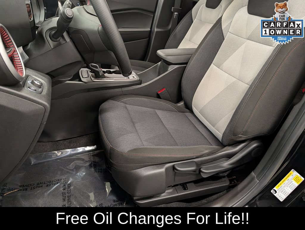 Used 2025 Chevrolet Trax RS w/ Driver Confidence Package FWD image 10