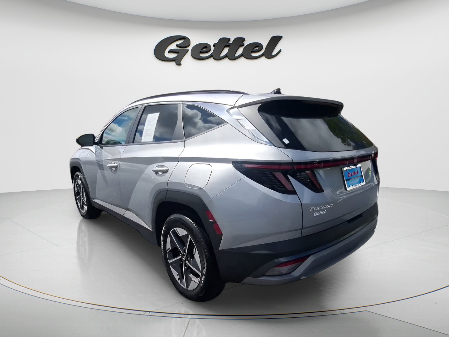 Certified 2025 Hyundai Tucson SEL image 3