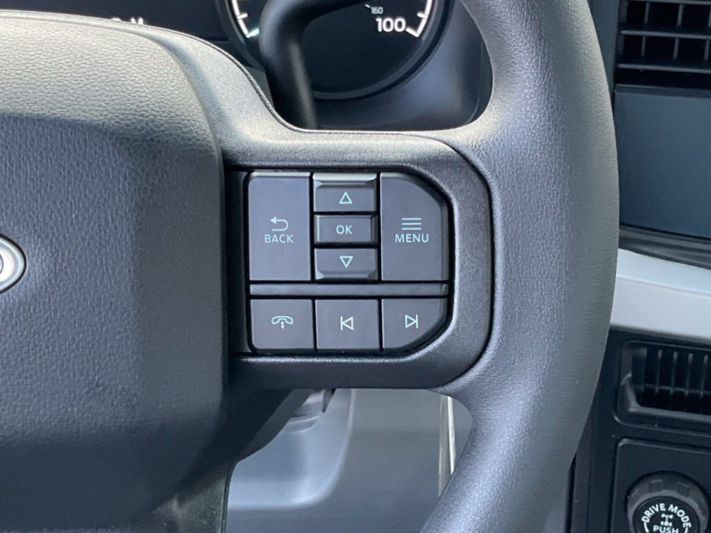 New 2026 Ford F250 XL w/ 360-Degree Camera Package RWD image 24