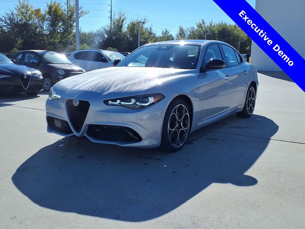 New 2025 Alfa Romeo Giulia w/ Driving Assist Package RWD image 2