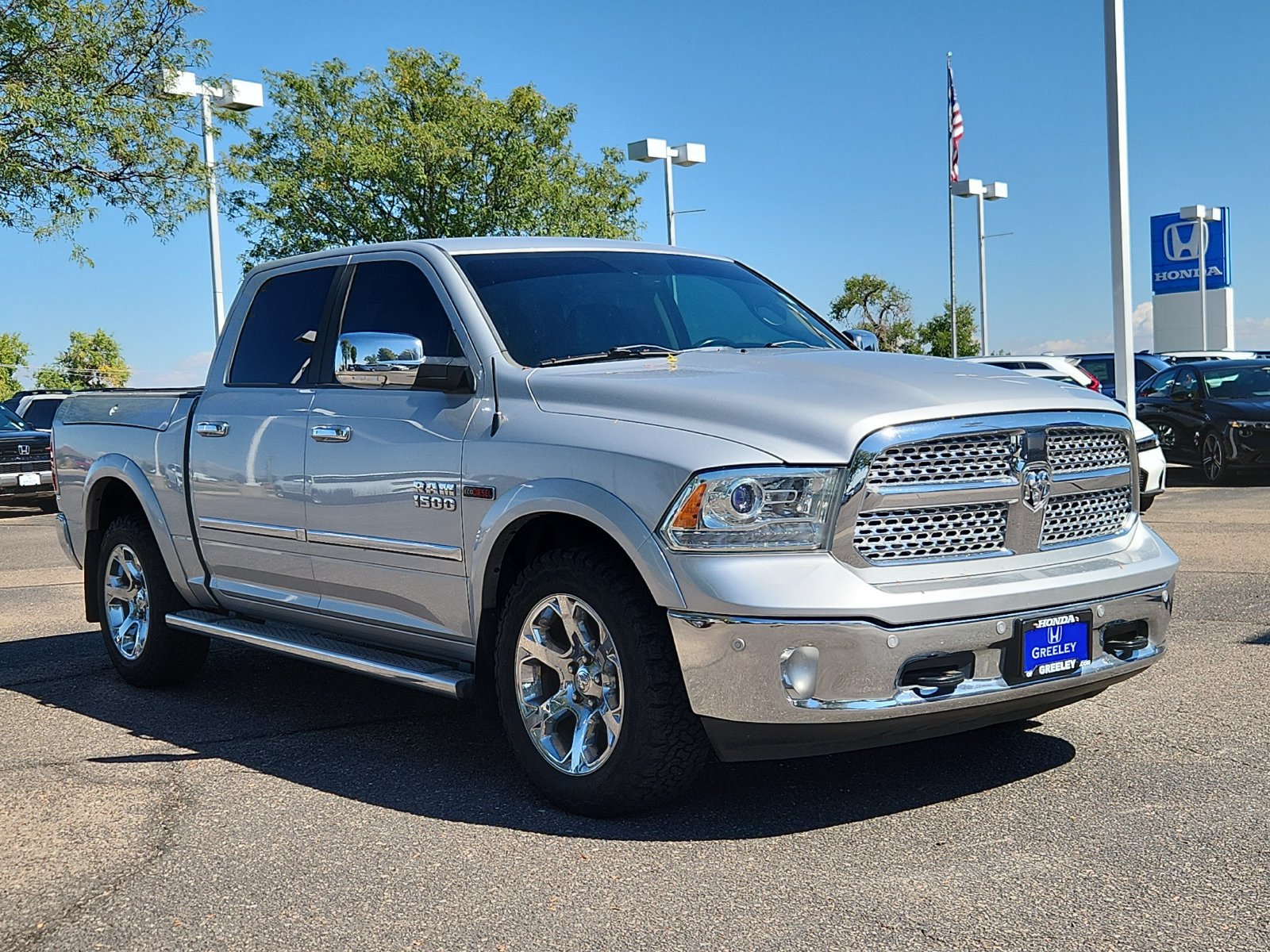 Used 2015 RAM 1500 Laramie w/ Convenience Group AWD/4WD image 7