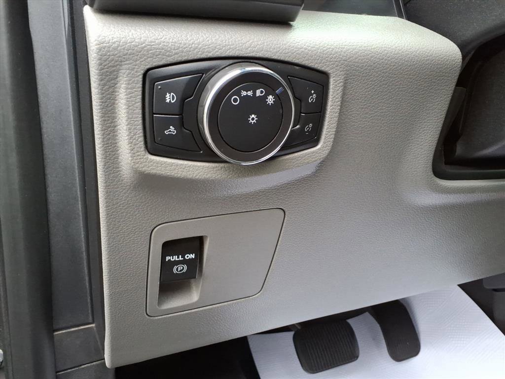 Used 2018 Ford F150 XLT image 12