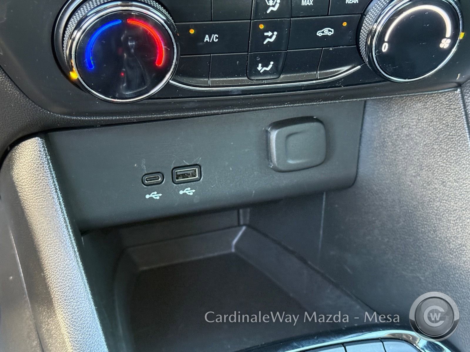 Used 2024 Buick Encore GX Preferred image 22