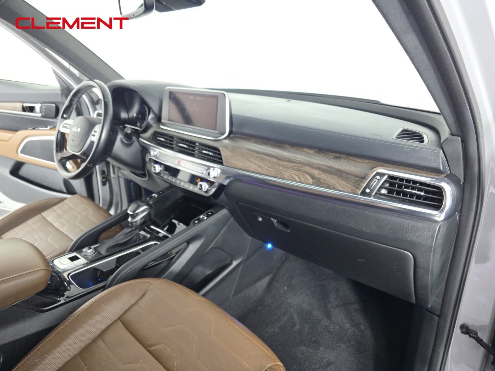 Used 2022 Kia Telluride SX w/ SX Prestige Package image 36