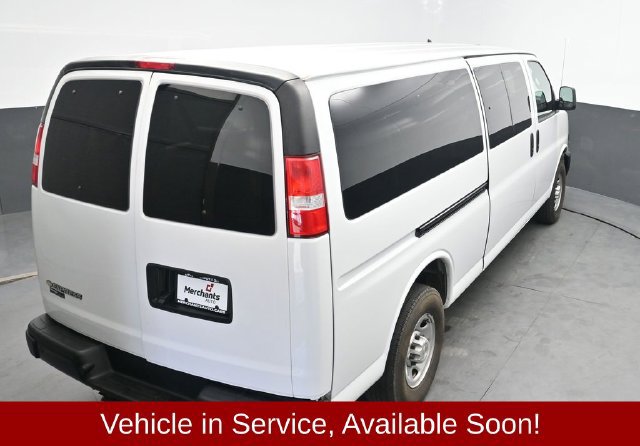 Used 2024 Chevrolet Express 3500 LS RWD image 25