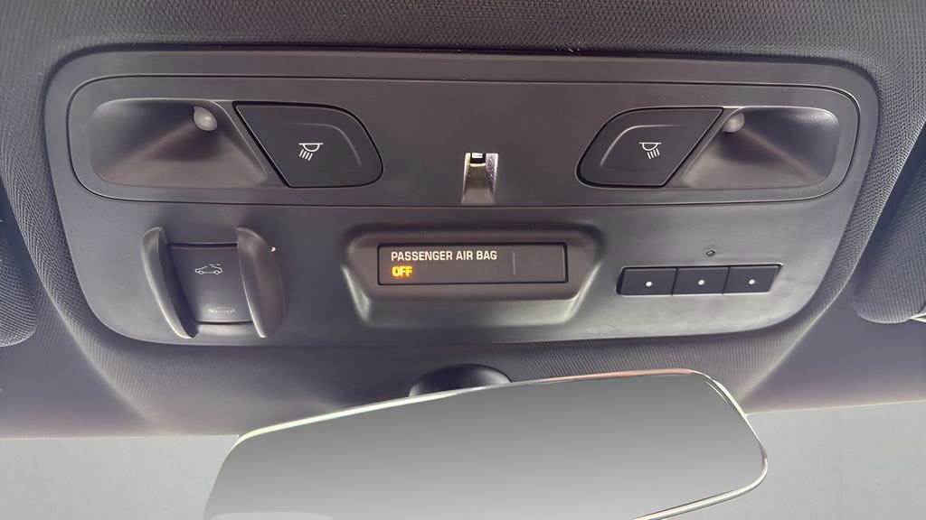 Used 2017 Chevrolet Camaro ZL1 image 30