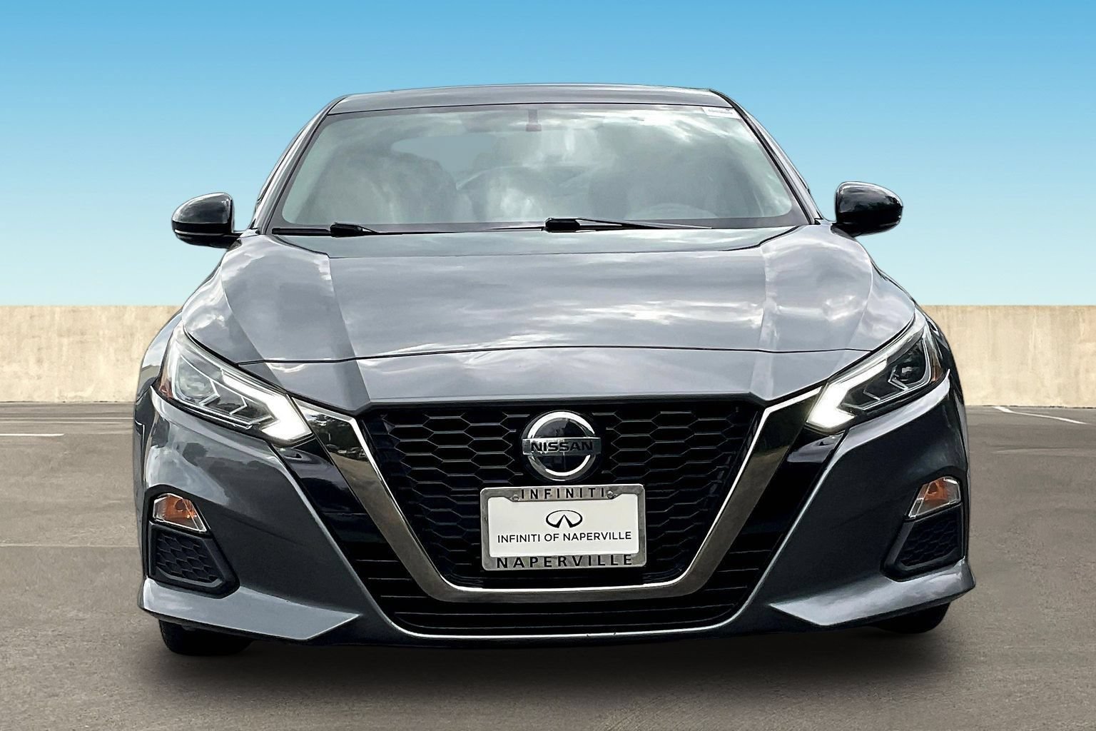 Used 2019 Nissan Altima 2.5 SR w/ SR Premium Package FWD image 2