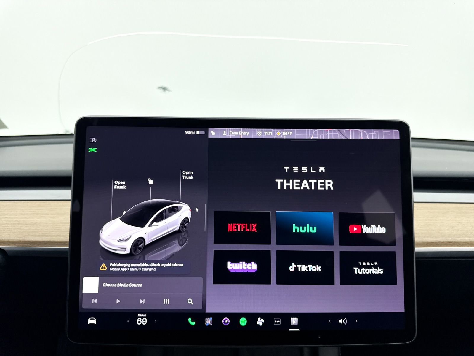 Used 2023 Tesla Model 3 Standard Range RWD image 15