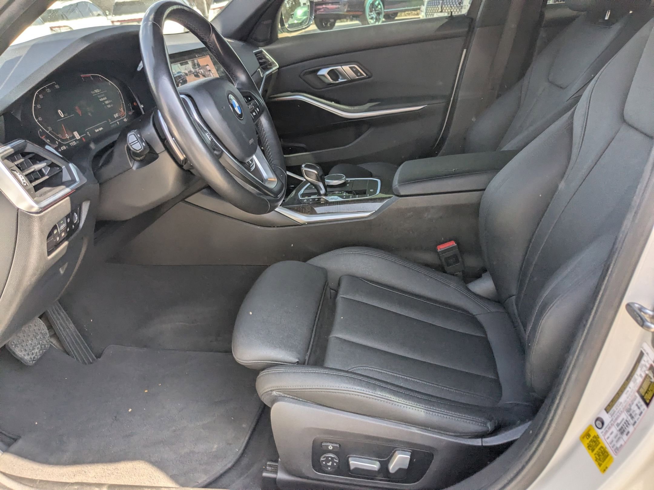 Used 2021 BMW 330i Sedan image 9