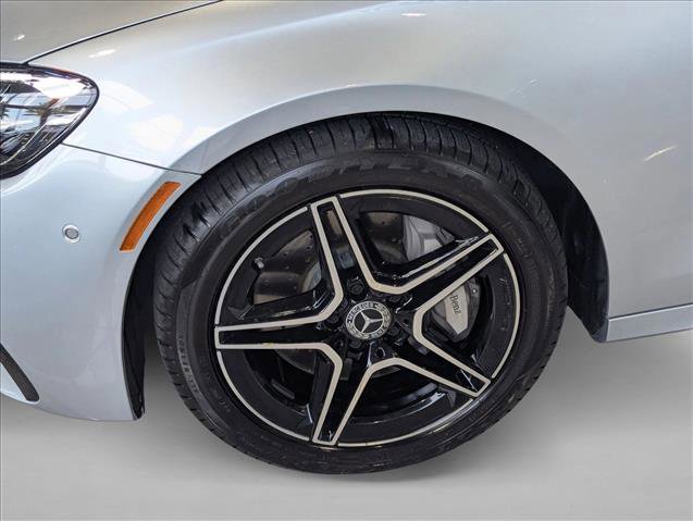 Used 2023 Mercedes-Benz E 350 4MATIC Sedan image 23