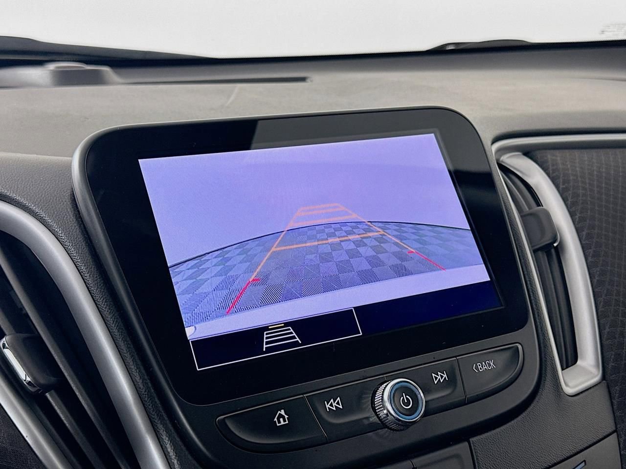 Used 2023 Chevrolet Malibu LT image 42