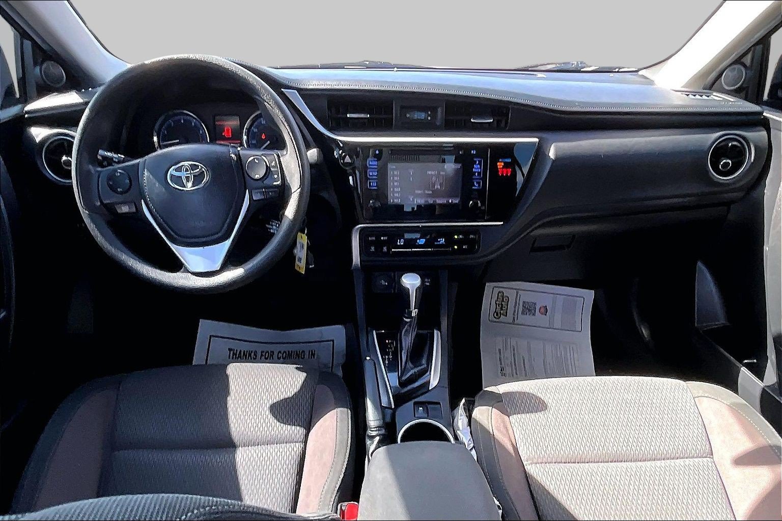 Used 2019 Toyota Corolla LE FWD image 15