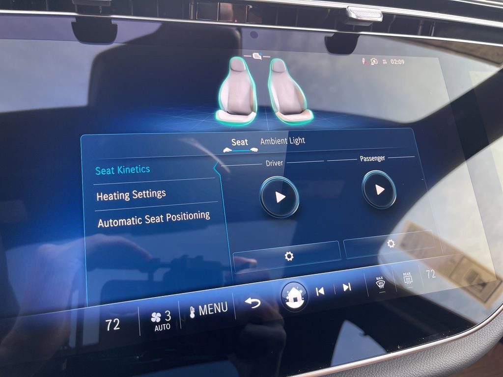 New 2026 Mercedes-Benz E 350 4MATIC Sedan image 13