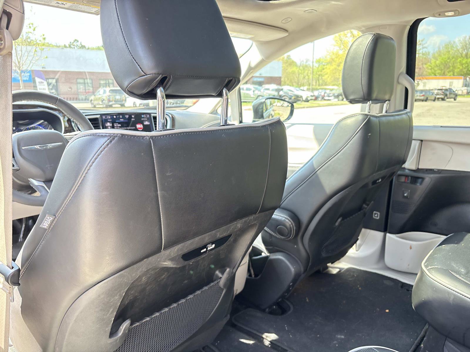 Used 2022 Chrysler Pacifica Limited image 33