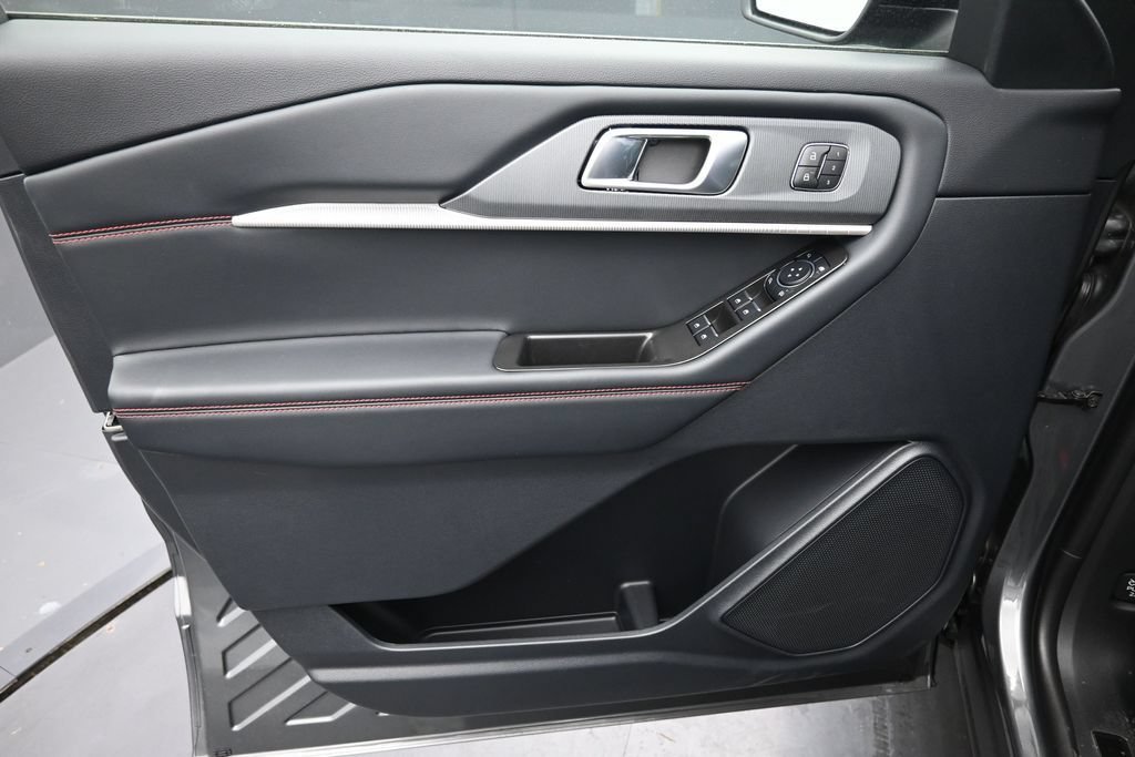 New 2026 Ford Explorer ST AWD/4WD image 14