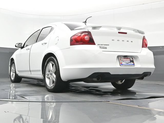 Used 2014 Dodge Avenger SE w/ Sport Appearance Group FWD image 22
