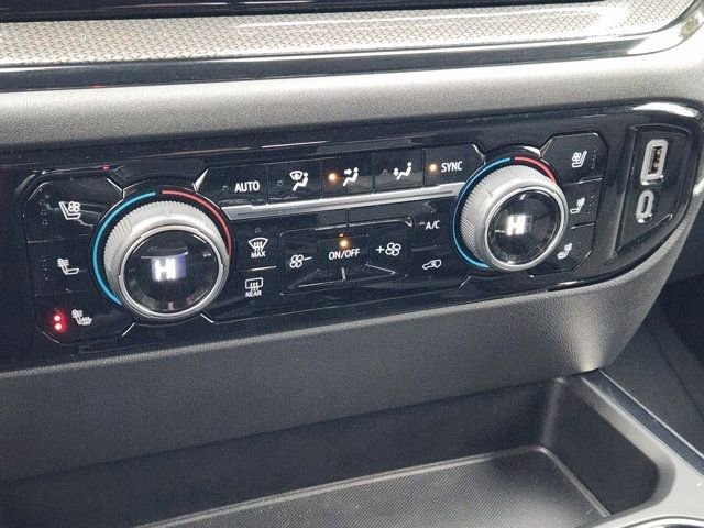 Used 2023 Chevrolet Silverado 1500 ZR2 w/ Technology Package image 22