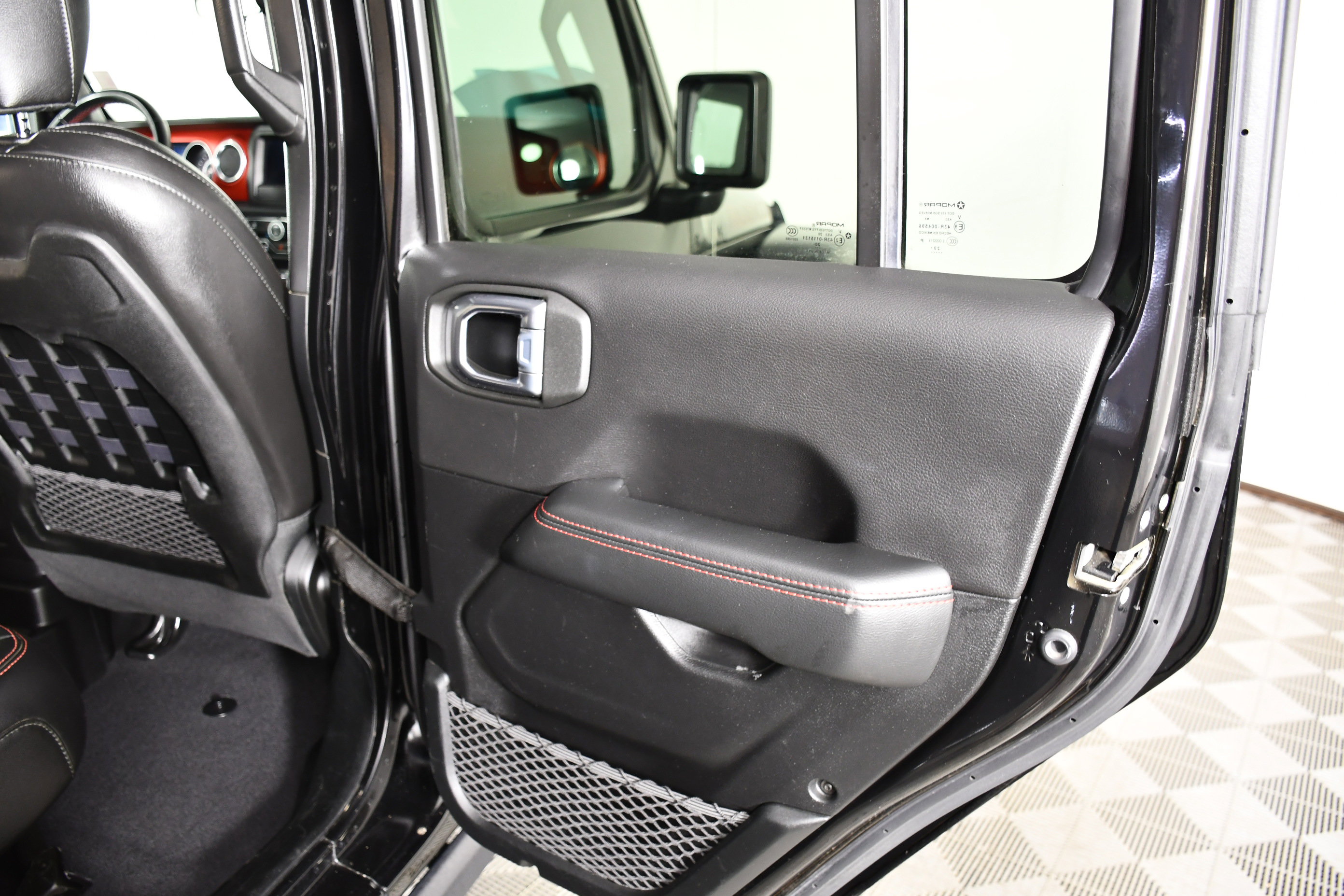 Used 2021 Jeep Wrangler Unlimited Rubicon AWD/4WD image 44