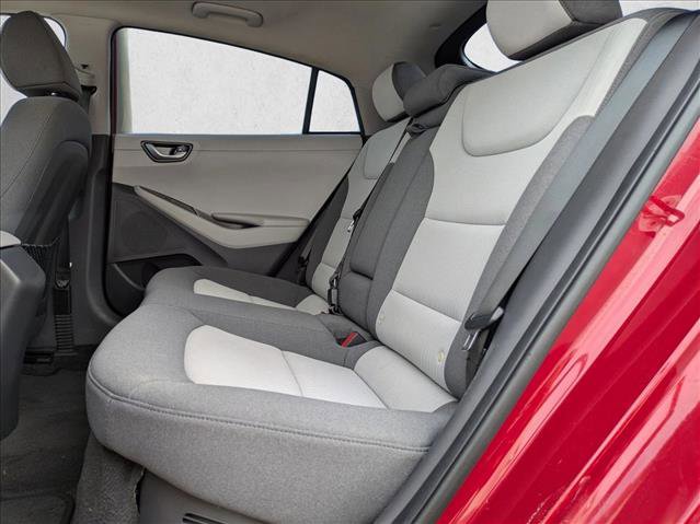 Used 2020 Hyundai Ioniq SEL image 15