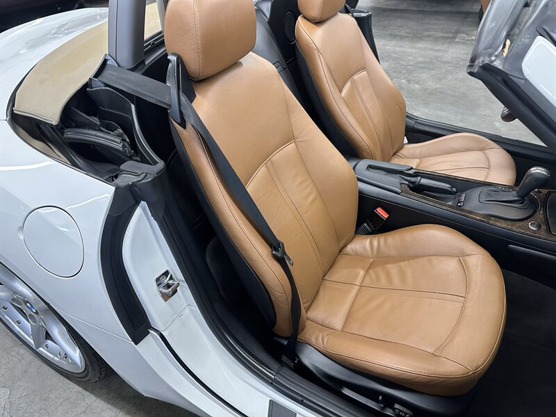 Used 2007 BMW Z4 3.0si RWD image 13