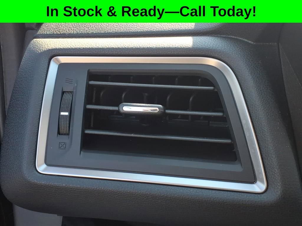 Used 2023 Subaru Ascent Premium w/ Convenience Package AWD/4WD image 17