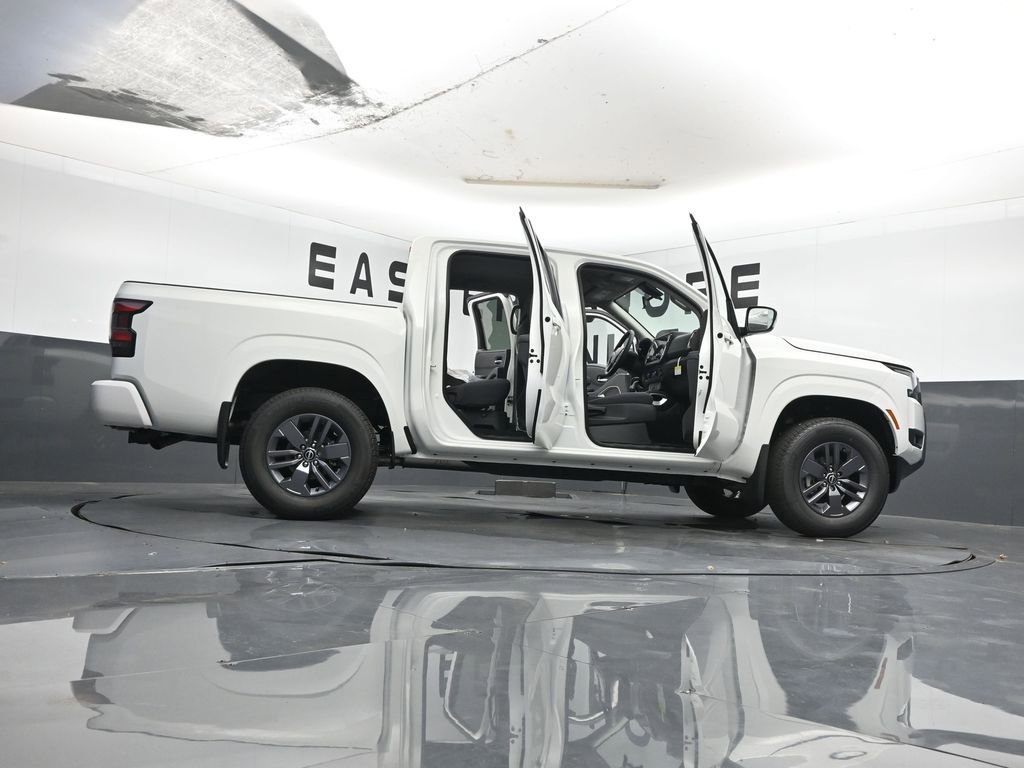 New 2025 Nissan Frontier SV w/ SV Convenience Package image 40