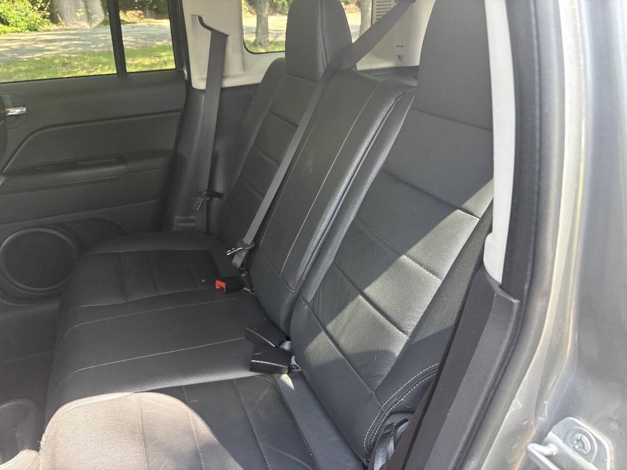 Used 2014 Jeep Patriot High Altitude FWD image 28