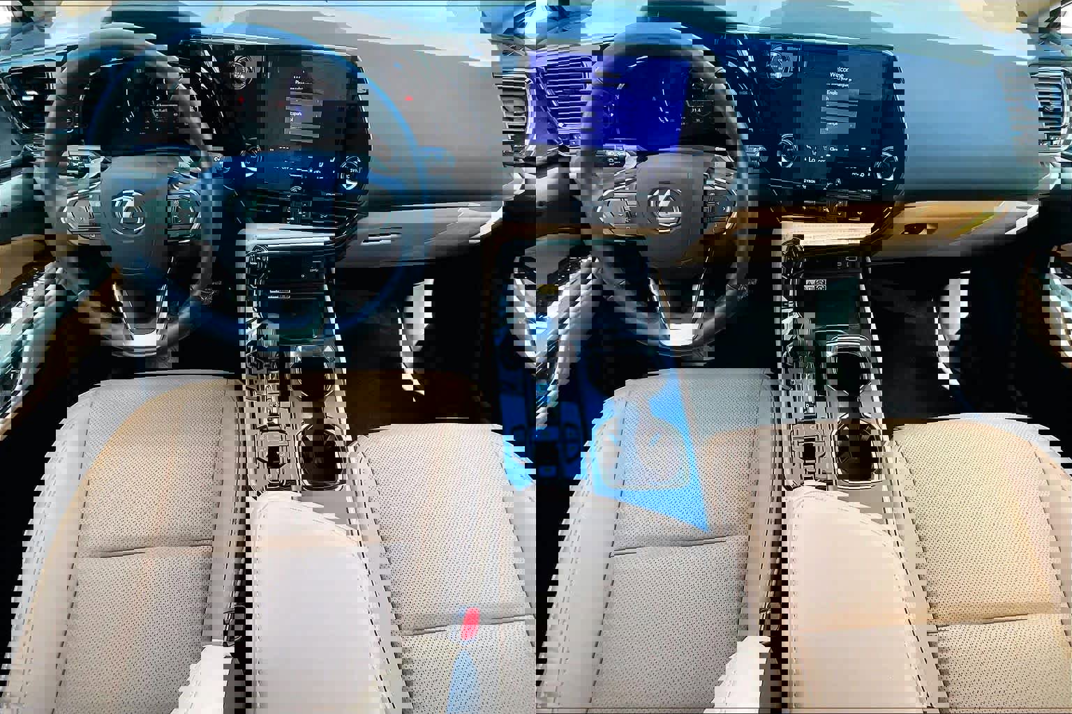 Used 2026 Lexus NX 350 AWD w/ Accessory Package (Z1) image 16