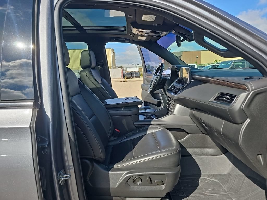Used 2021 Chevrolet Suburban Z71 AWD/4WD image 19