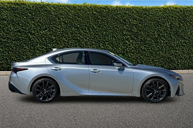 Used 2022 Lexus IS 350 F Sport w/ Navigation Package RWD video 3