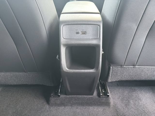 Used 2025 Chevrolet Trax LT FWD image 26