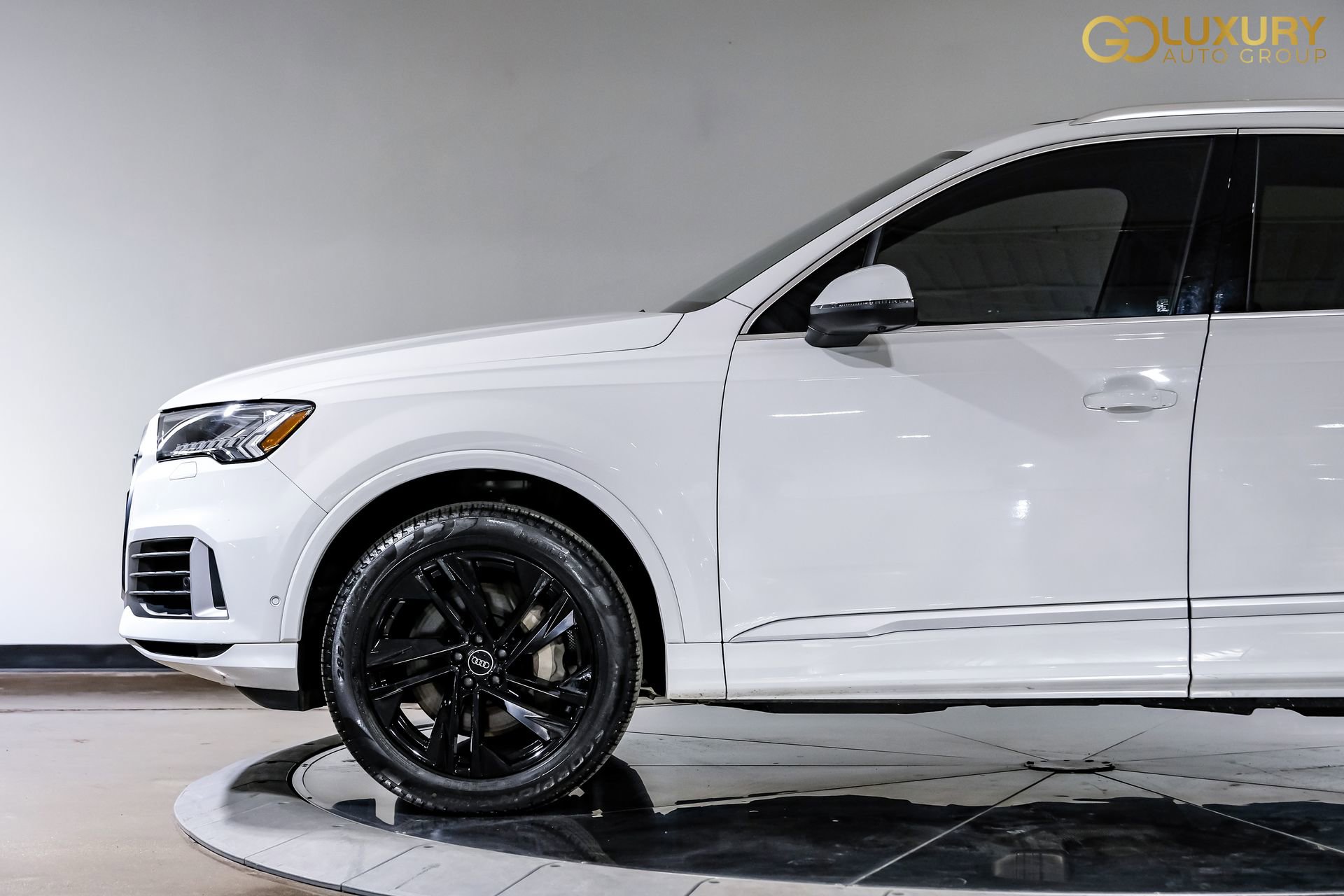 Used 2023 Audi Q7 3.0T Premium w/ Convenience Package image 14