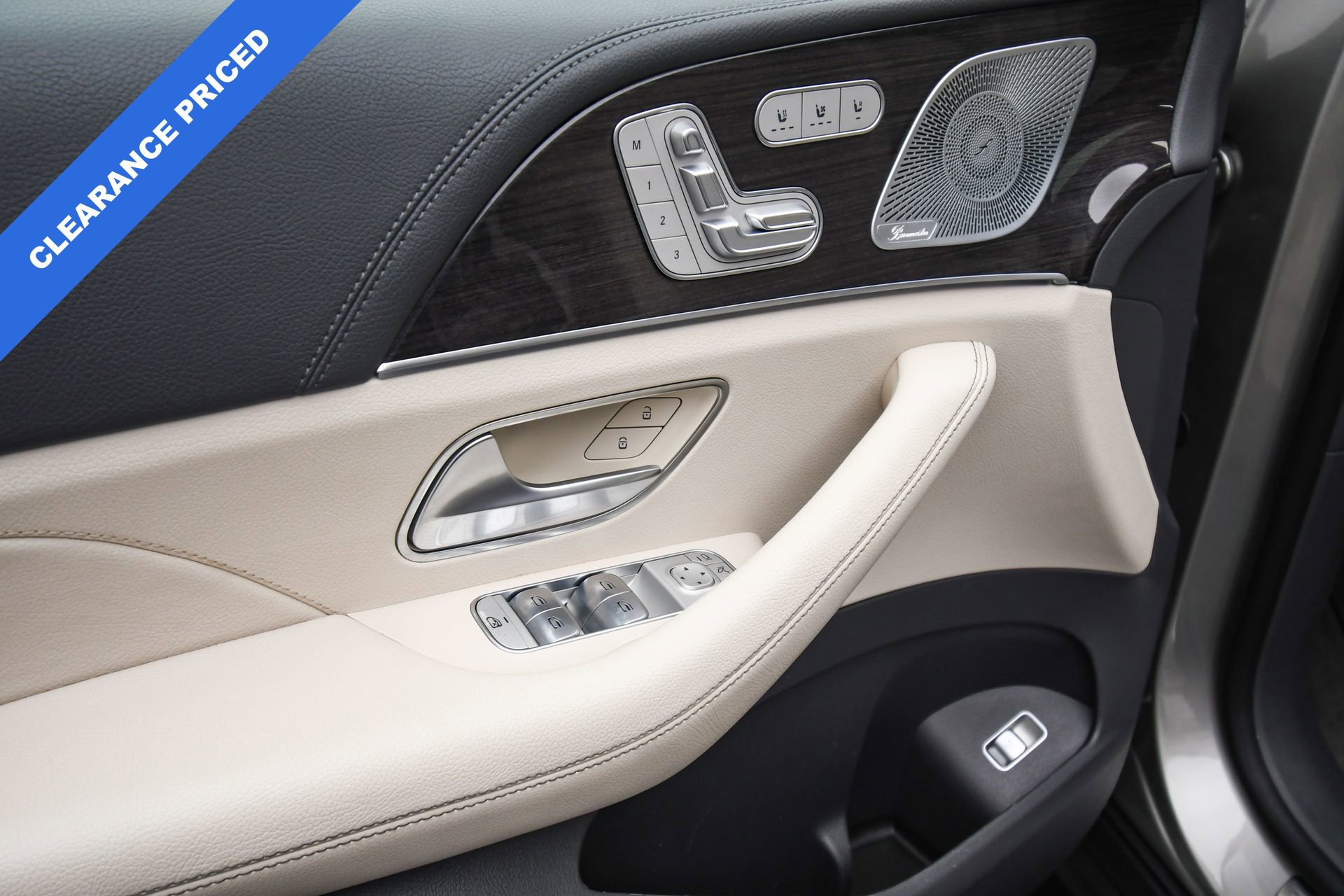 Used 2020 Mercedes-Benz GLE 450 4MATIC image 45