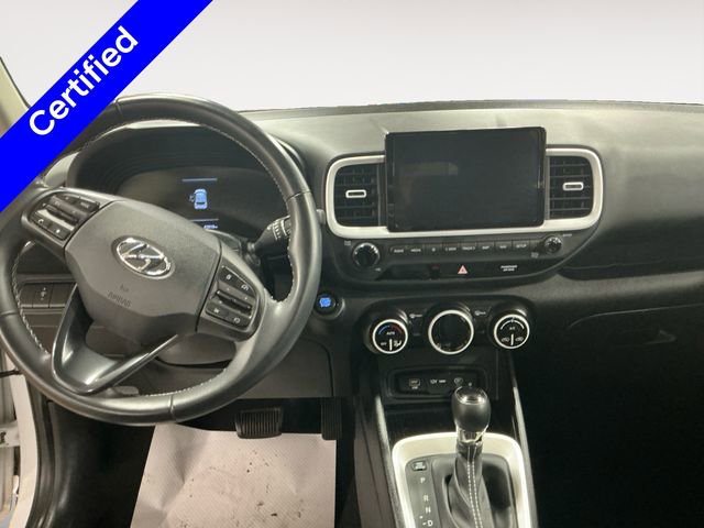 Certified 2023 Hyundai Venue Limited FWD image 11