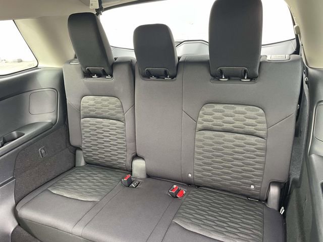 Used 2025 Nissan Pathfinder SV image 10