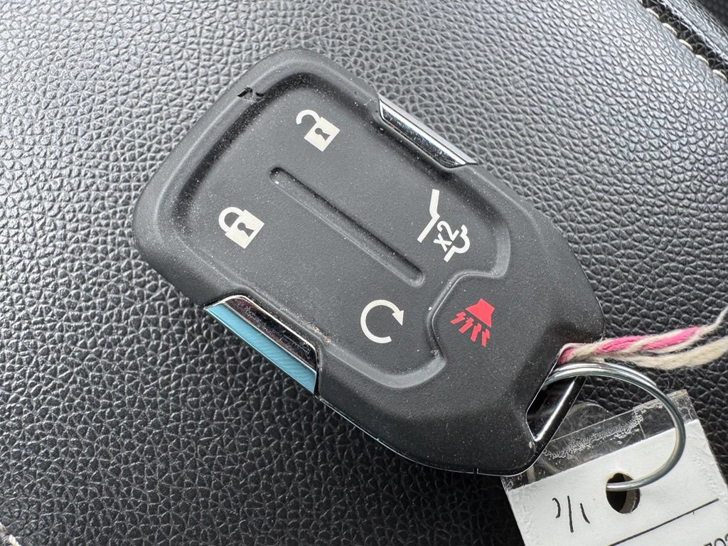 Used 2023 GMC Acadia SLE w/ Driver Convenience Package FWD image 37