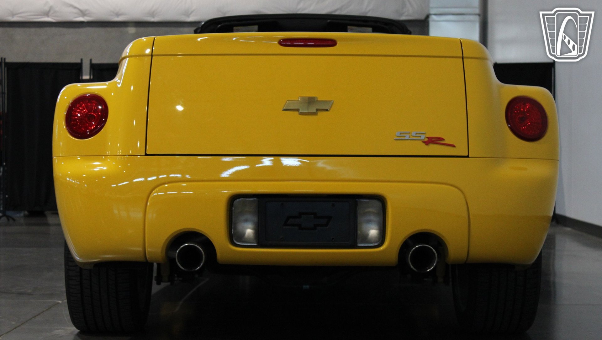 Used 2003 Chevrolet SSR w/ Preferred Equipment Group RWD image 28