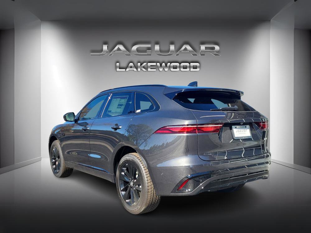 New 2026 Jaguar F-PACE R-Dynamic S image 3