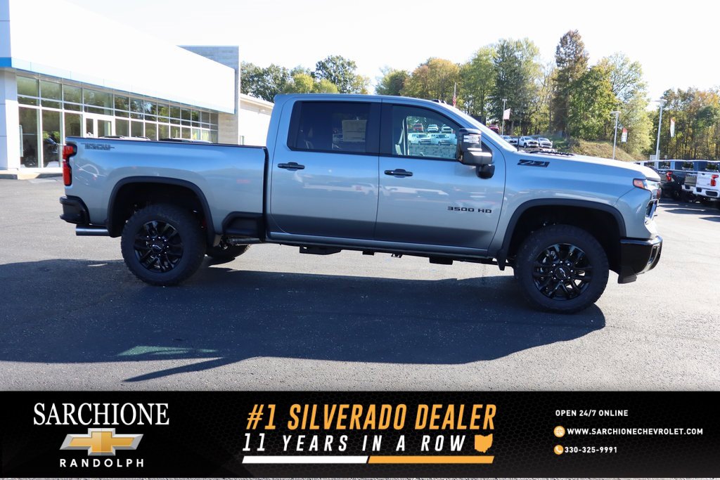 New 2026 Chevrolet Silverado 3500 LT w/ Trail Boss Package