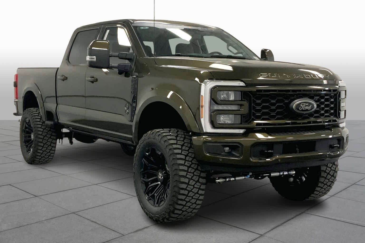 New 2026 Ford F250 Lariat w/ Black Appearance Package AWD/4WD image 2
