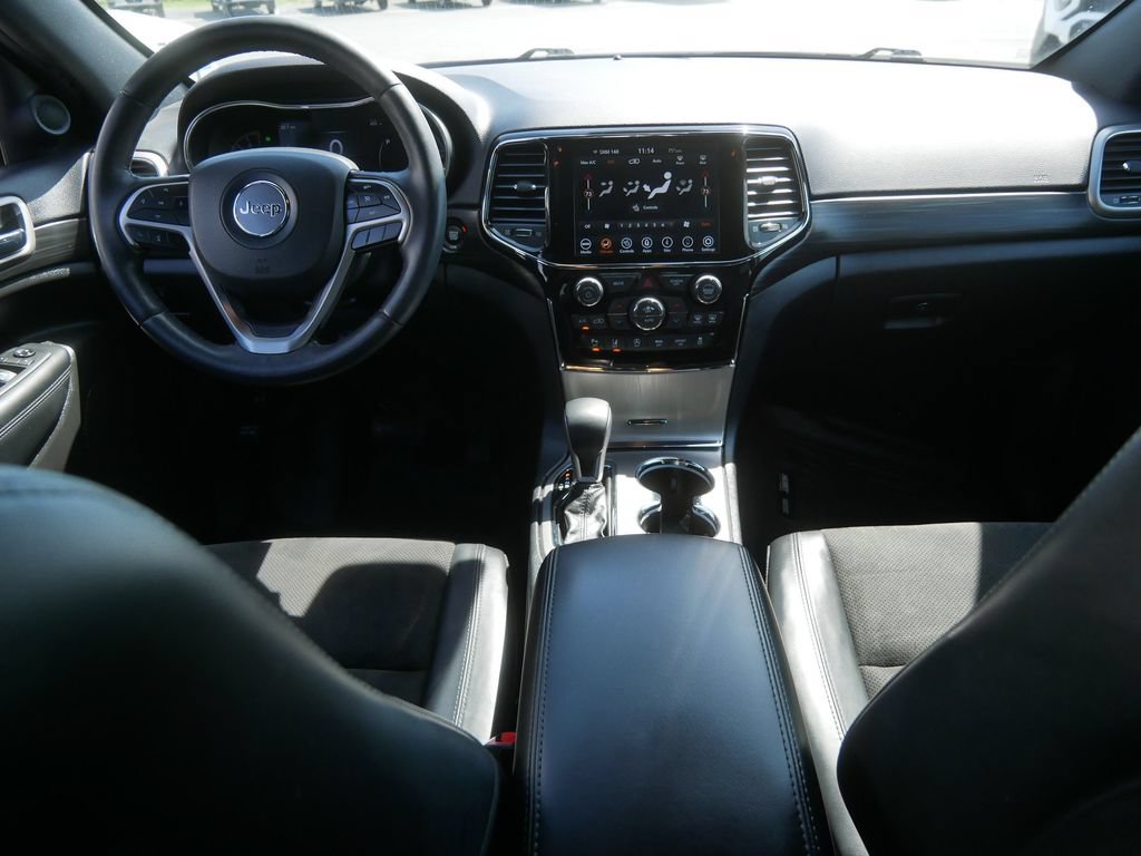 Used 2021 Jeep Grand Cherokee Laredo X AWD/4WD image 20