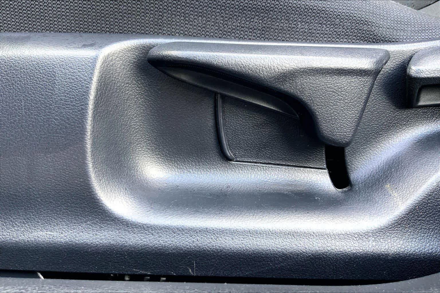 Used 2021 Toyota Corolla LE FWD image 34