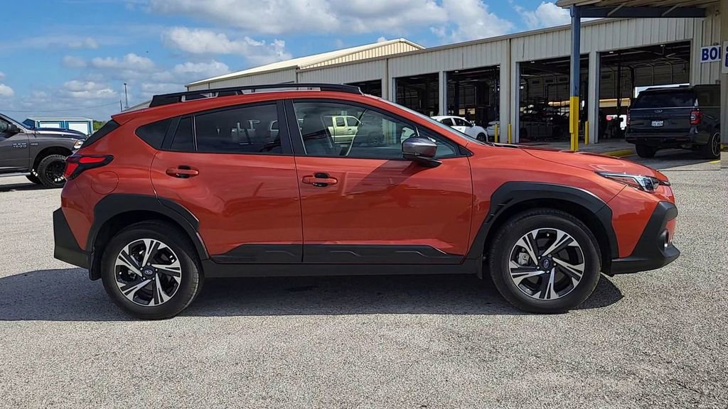 Used 2024 Subaru Crosstrek 2.0i Premium image 9