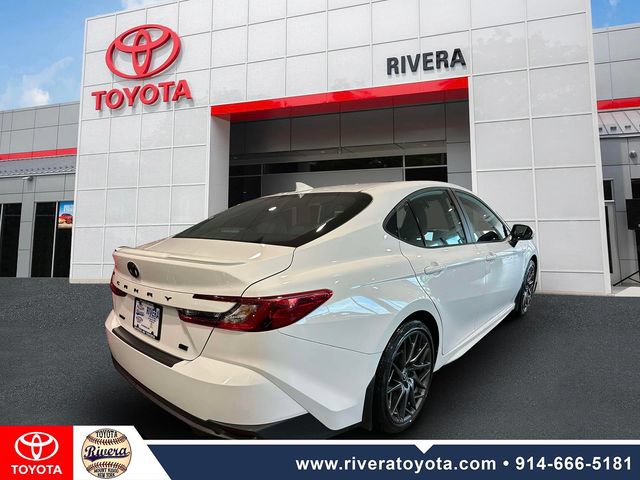 Used 2025 Toyota Camry SE w/ Convenience Package FWD image 6