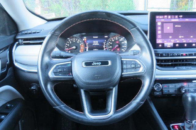 Used 2022 Jeep Compass Limited AWD/4WD image 17