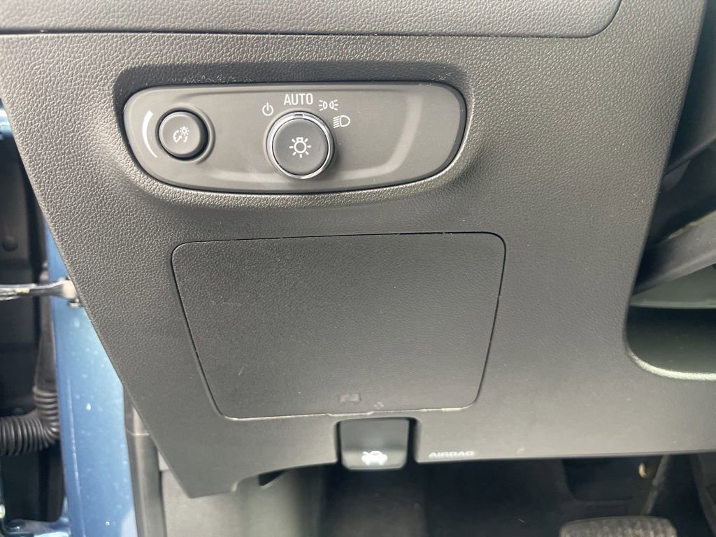 Certified 2024 Buick Encore GX Sport Touring image 24