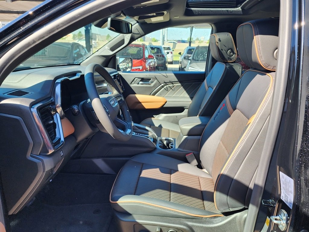 New 2026 GMC Canyon AT4 w/ Technology Plus Package image 15