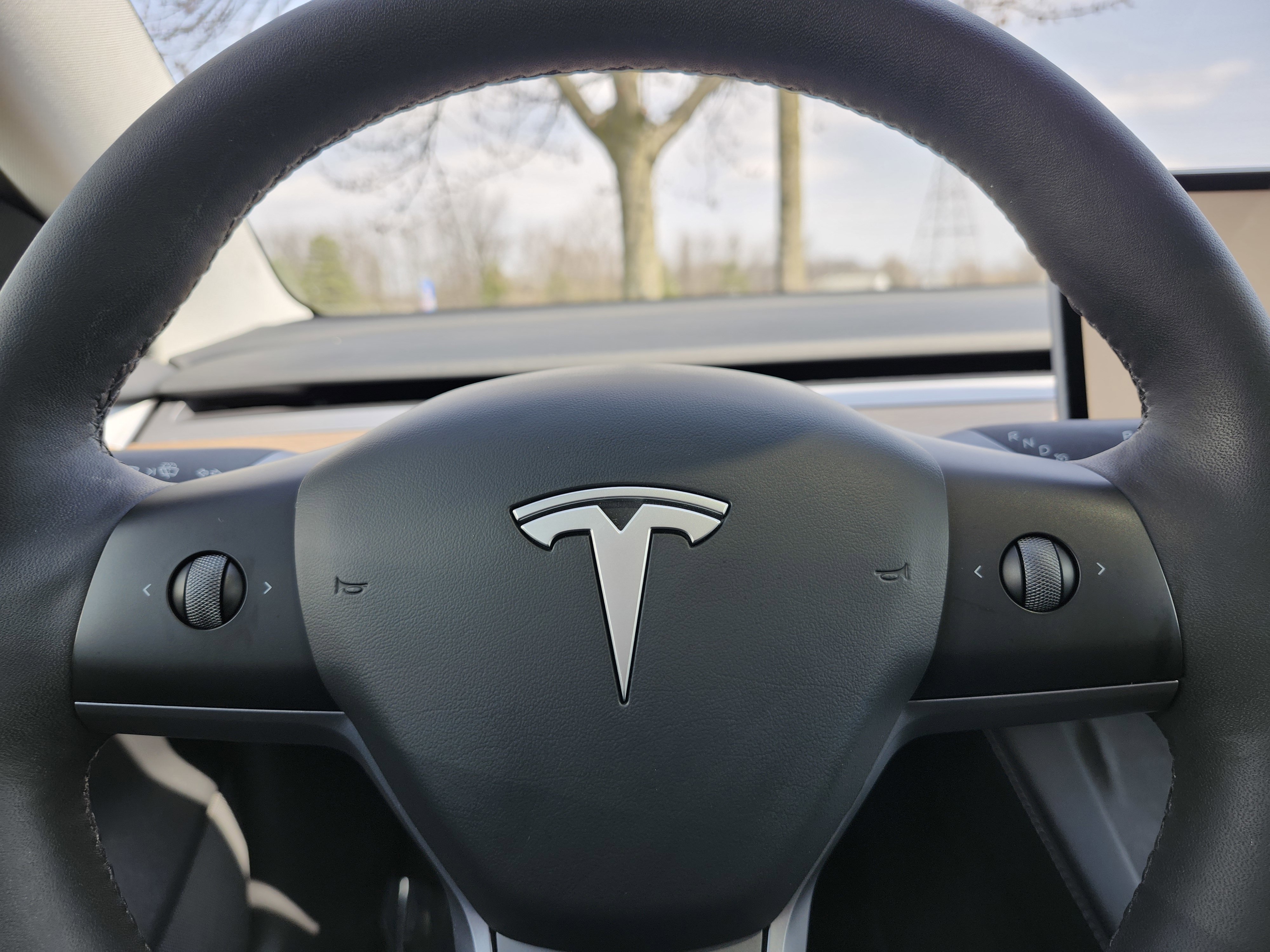 Used 2023 Tesla Model 3 Standard Range image 29