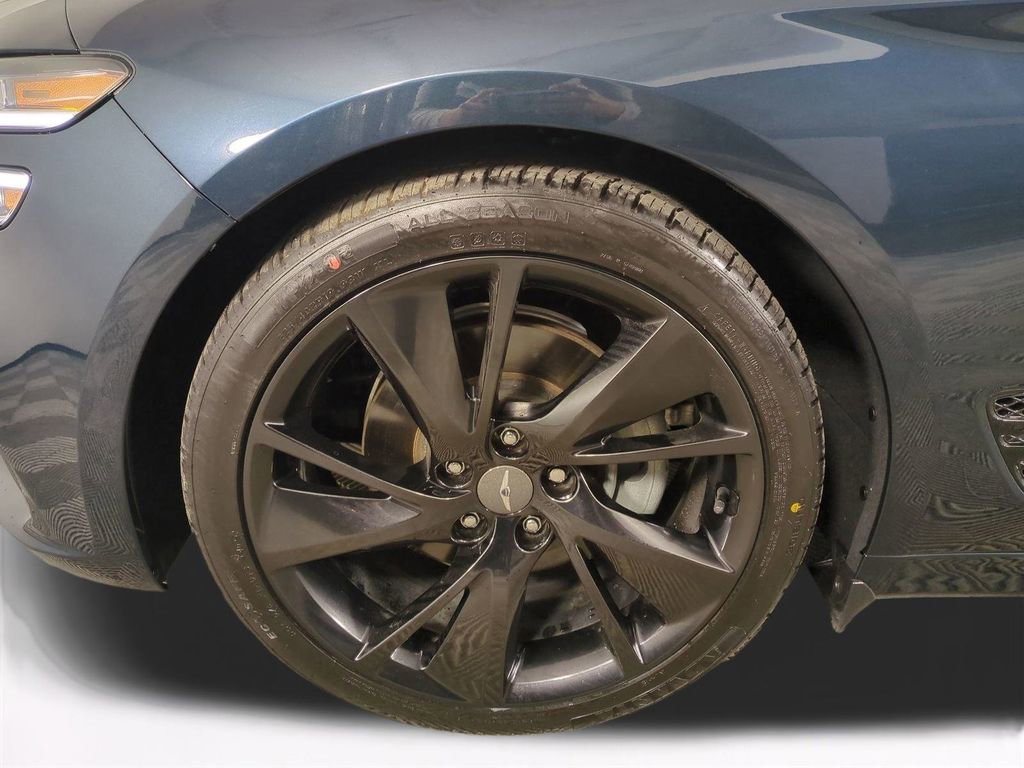 Used 2023 Genesis G70 2.0T w/ Sport Prestige Package image 11