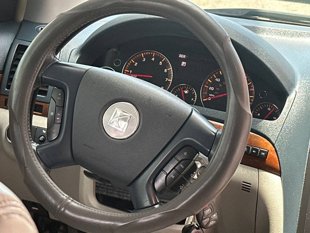 Used 2008 Saturn Outlook XR w/ Premium Trim Package FWD image 13